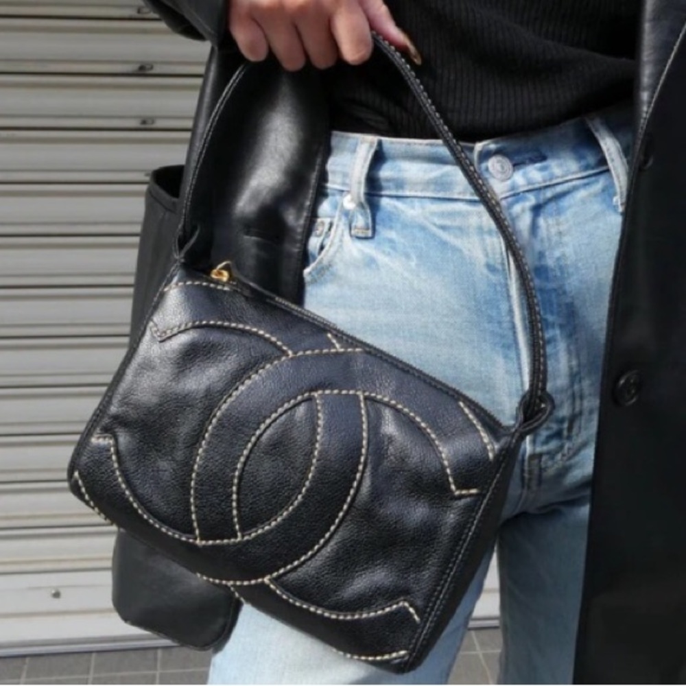 💎 CELEBRITY 💎 CAVIAR CHANEL SHOULDER BAG ZIPPER CLOSURE CC